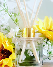 Load image into Gallery viewer, Happy Wick Reed Diffuser